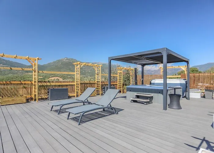 Maeva Escapades Colomba אולמטו