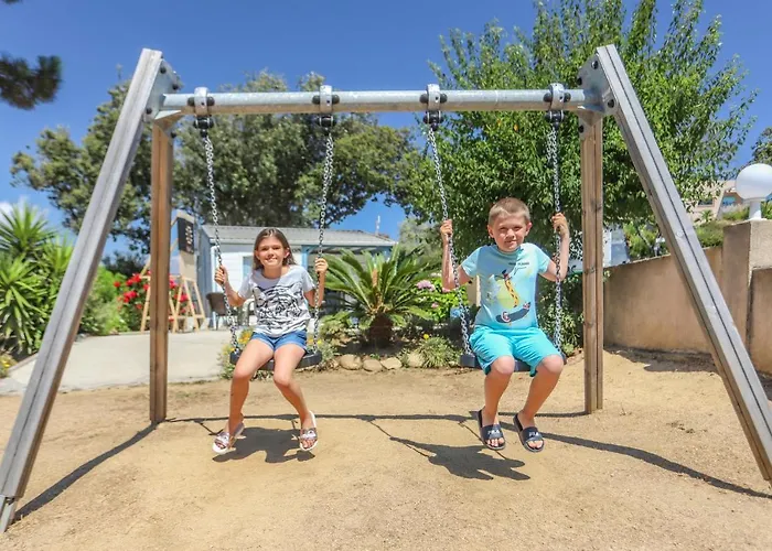 Maeva Escapades Colomba אתר קמפינג אולמטו