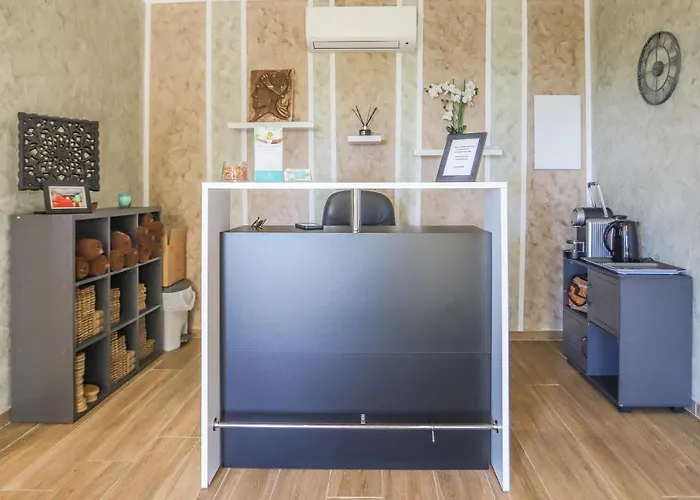 Maeva Escapades Colomba אתר קמפינג