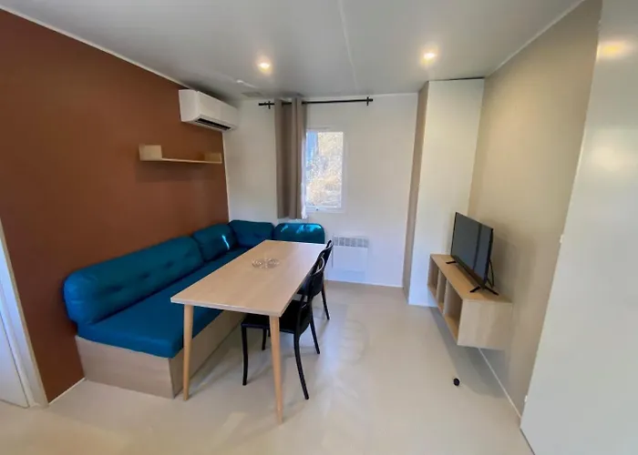 אתר קמפינג Maeva Escapades Colomba 4*