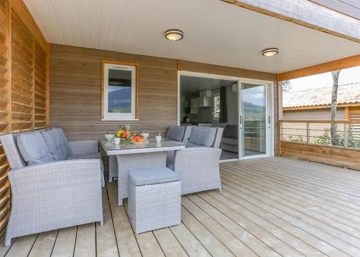 Maeva Escapades Colomba אתר קמפינג