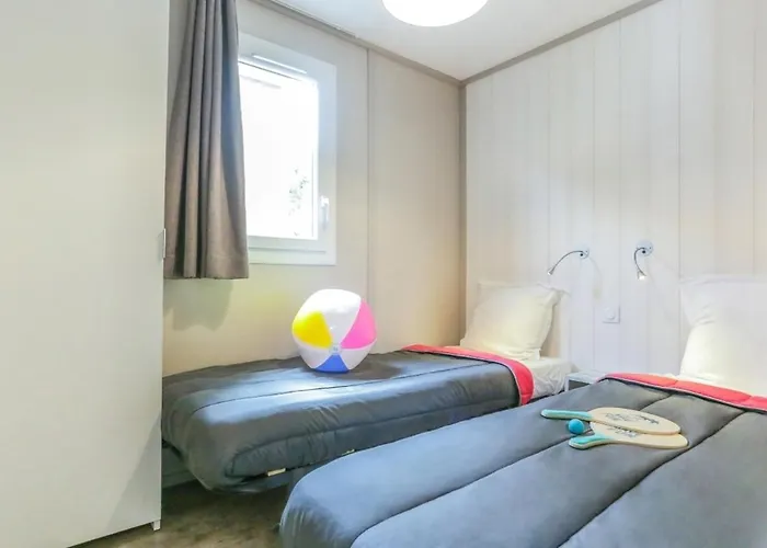 Maeva Escapades Colomba אתר קמפינג 4*