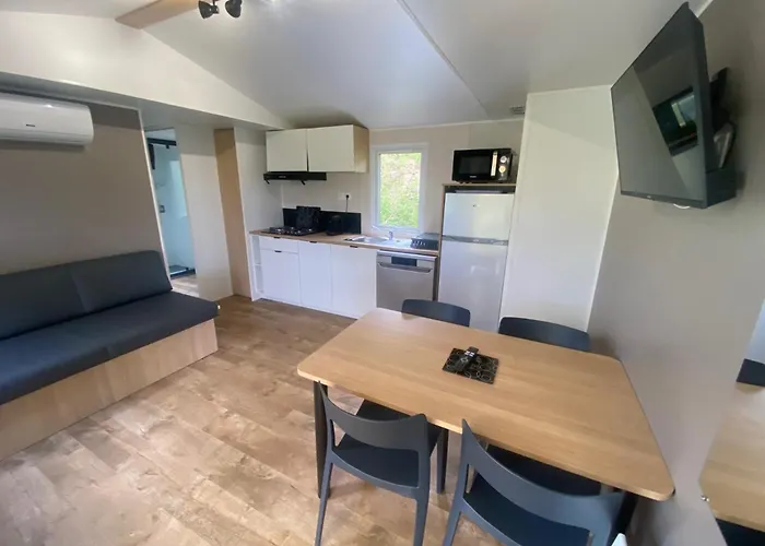 Kemp Maeva Escapades Colomba Olmeto (Corsica)